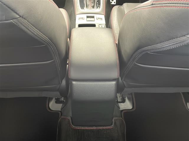 WRX S4 2.0GT-Sアイサイト アイサイト 運転席シートポジション ウィンカーミラー オートライト パドルシフト クルコン ステアリングリモコン フォグ(24枚目)