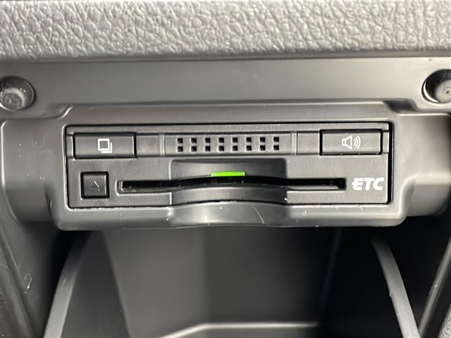 ヴェルファイア 2.4Z ゴールデンアイズ 純正後席モニター 純正SDナビ 純正ビルトインETC 社外前ドライブレコーダー 電動リアゲート クルーズコントロール コーナーセンサー 衝突軽減ブレーキ LEDヘッドライト オートライト オットマン(5枚目)