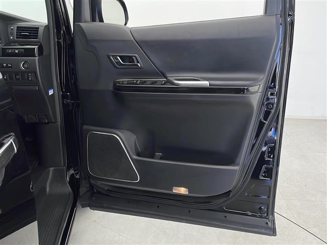 ヴェルファイア 2.4Z ゴールデンアイズ 純正後席モニター 純正SDナビ 純正ビルトインETC 社外前ドライブレコーダー 電動リアゲート クルーズコントロール コーナーセンサー 衝突軽減ブレーキ LEDヘッドライト オートライト オットマン(23枚目)