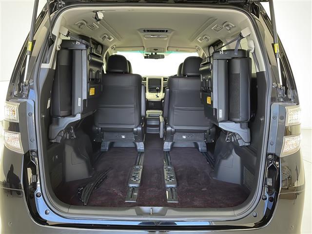 ヴェルファイア 2.4Z ゴールデンアイズ 純正後席モニター 純正SDナビ 純正ビルトインETC 社外前ドライブレコーダー 電動リアゲート クルーズコントロール コーナーセンサー 衝突軽減ブレーキ LEDヘッドライト オートライト オットマン(30枚目)