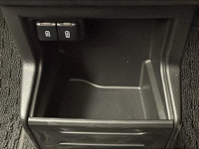 クロスビー ＨＹＢＲＩＤ　ＭＶ　衝突軽減ブレーキ　レーンキープアシスト　レーダークルーズコントロール　オートマチックハイビーム　純正メモリナビ　全方位カメラ　ＥＴＣ　ドラレコ（前後）　スマートキー　ＬＥＤヘッドライト　パドルシフト（20枚目）