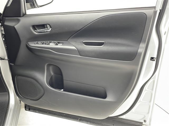 セレナ ｅ－パワー　ハイウェイスターＶ　衝突軽減ブレーキ　レーンキープアシスト　レーダークルーズコントロール　オートマチックハイビーム　純正ＳＤナビ　全方位カメラ　ＥＴＣ　ドラレコ　スマートキー　ＬＥＤヘッドライト　電動格納ミラー（23枚目）