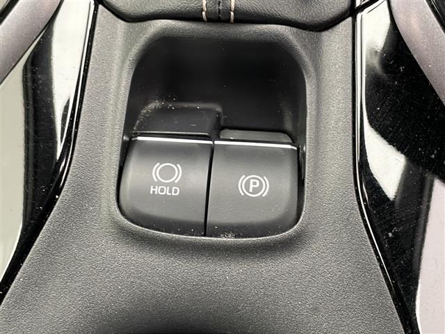 カローラツーリング ハイブリッド　ダブルバイビー　衝突軽減ブレーキ　レーンキープアシスト　レーダークルーズコントロール　オートマチックハイビーム　純正メモリナビ　バックカメラ　ＥＴＣ　ドラレコ　ハーフレザーシート　ステアリングヒーター　スマートキー（20枚目）