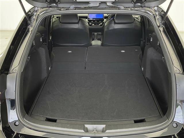 カローラツーリング ハイブリッド　ダブルバイビー　衝突軽減ブレーキ　レーンキープアシスト　レーダークルーズコントロール　オートマチックハイビーム　純正メモリナビ　バックカメラ　ＥＴＣ　ドラレコ　ハーフレザーシート　ステアリングヒーター　スマートキー（29枚目）