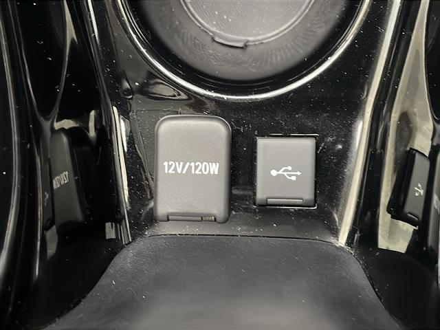 プリウス Sツーリングセレクション・ブラックエディション 純正ディスプレイオーディオ BT TV カープレイ トヨタセーフティセンス レーダークルーズコントロール 衝突軽減ブレーキ 全方位カメラ モデリスタエアロ 前席シートヒーター ETC 前後ドラレコ(17枚目)