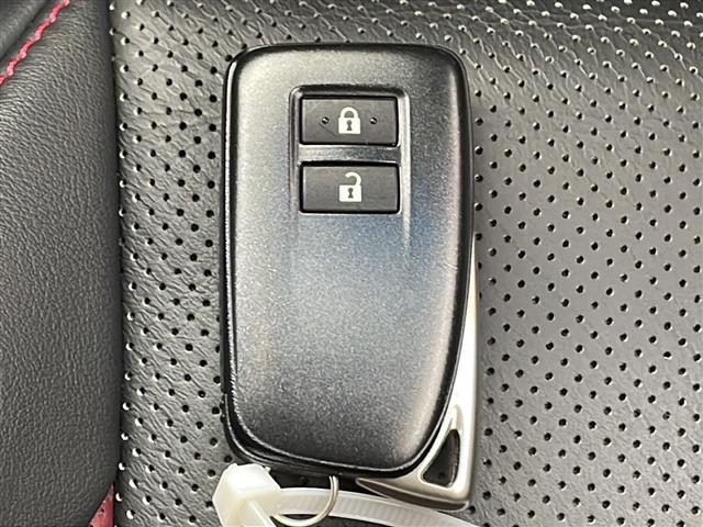 NX NX200t Fスポーツ エンジンスタートボタン 純正ナビ レザーシート シートヒーター エアシート ステアリングヒーター レーダークルーズコントロール バックカメラ サイドカメラ パドルシフト 前後コーナーセンサー(14枚目)