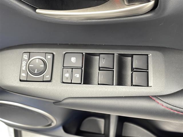 NX NX200t Fスポーツ エンジンスタートボタン 純正ナビ レザーシート シートヒーター エアシート ステアリングヒーター レーダークルーズコントロール バックカメラ サイドカメラ パドルシフト 前後コーナーセンサー(21枚目)