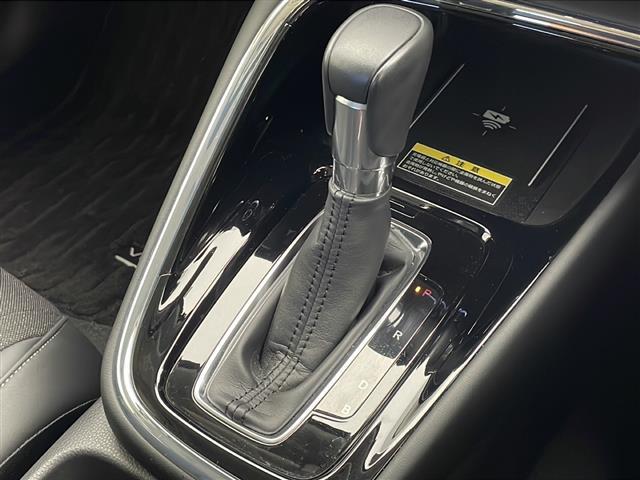 ヴェゼル e:HEV Z ホンダコネクトナビ BT TV カープレイ フロントグリルオプション ブラックエンブレムオプション ホンダセンシング 衝突軽減ブレーキ 全方位カメラ ワイヤレス充電 標準グリル積載 ETC2.0(17枚目)