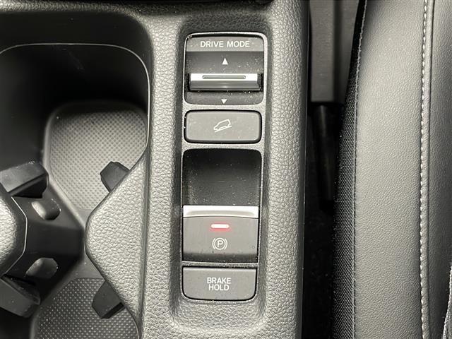 ヴェゼル e:HEV Z ホンダコネクトナビ BT TV カープレイ フロントグリルオプション ブラックエンブレムオプション ホンダセンシング 衝突軽減ブレーキ 全方位カメラ ワイヤレス充電 標準グリル積載 ETC2.0(19枚目)