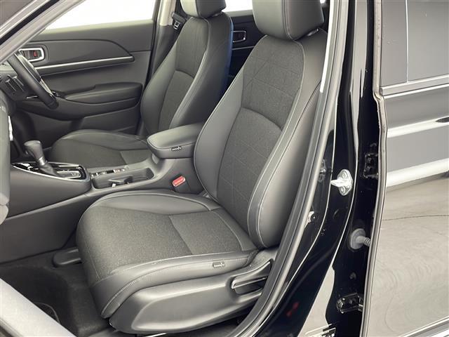 ヴェゼル e:HEV Z ホンダコネクトナビ BT TV カープレイ フロントグリルオプション ブラックエンブレムオプション ホンダセンシング 衝突軽減ブレーキ 全方位カメラ ワイヤレス充電 標準グリル積載 ETC2.0(25枚目)