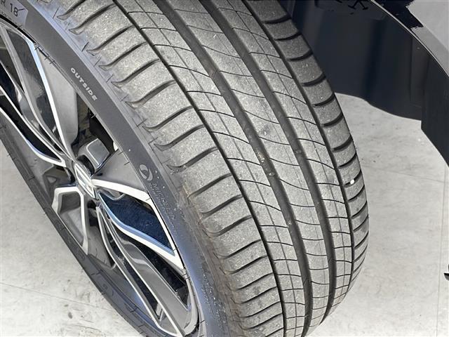 ヴェゼル e:HEV Z ホンダコネクトナビ BT TV カープレイ フロントグリルオプション ブラックエンブレムオプション ホンダセンシング 衝突軽減ブレーキ 全方位カメラ ワイヤレス充電 標準グリル積載 ETC2.0(39枚目)