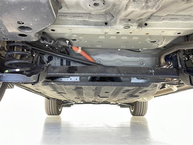 ヴェゼル e:HEV Z ホンダコネクトナビ BT TV カープレイ フロントグリルオプション ブラックエンブレムオプション ホンダセンシング 衝突軽減ブレーキ 全方位カメラ ワイヤレス充電 標準グリル積載 ETC2.0(41枚目)