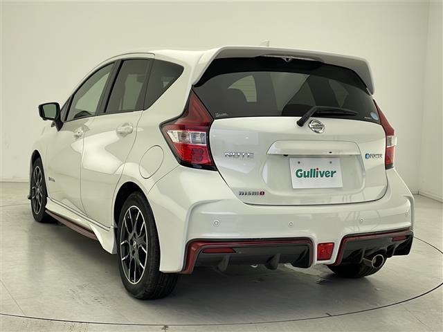 ノート ｅ－パワー　ニスモ　衝突軽減ブレーキ　純正ＳＤナビ　全方位カメラ　ＥＴＣ　ドライブレコーダー　アイドリングストップ　純正フロアマット　コーナーセンサー　ＬＥＤヘッドライト　電動格納ミラー　デジタルインナーミラー（43枚目）