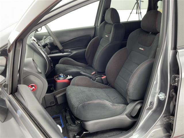 ノート e-パワー ニスモ エンジンスタートボタン 純正エアロ 前後ドライブレコーダー バックカメラ レーンキープアシスト 純正SDナビ 純正アルミホイール フルセグTV 純正フロアマット 衝突軽減システム アイドリングストップ(25枚目)