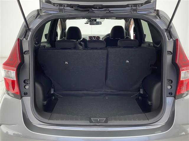 ノート e-パワー ニスモ エンジンスタートボタン 純正エアロ 前後ドライブレコーダー バックカメラ レーンキープアシスト 純正SDナビ 純正アルミホイール フルセグTV 純正フロアマット 衝突軽減システム アイドリングストップ(28枚目)