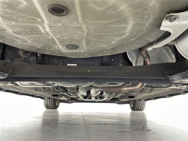 ノート e-パワー ニスモ エンジンスタートボタン 純正エアロ 前後ドライブレコーダー バックカメラ レーンキープアシスト 純正SDナビ 純正アルミホイール フルセグTV 純正フロアマット 衝突軽減システム アイドリングストップ(41枚目)