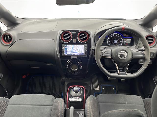 ノート e-パワー ニスモ エンジンスタートボタン 純正エアロ 前後ドライブレコーダー バックカメラ レーンキープアシスト 純正SDナビ 純正アルミホイール フルセグTV 純正フロアマット 衝突軽減システム アイドリングストップ(42枚目)