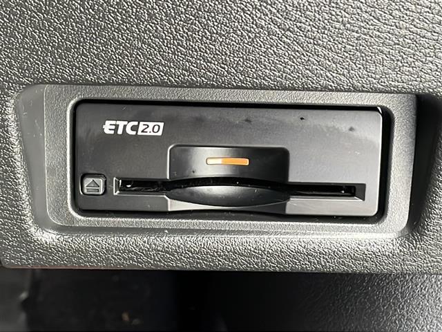 サクラ Ｇ　純正ナビ／レーダークルーズコントロール／衝突軽減ブレーキ／レーンキープ／電動パーキング／ヒートシーター／ステアリングヒーター／前方ドラレコ／アラウンドビュー／プロパイロット／室内カメラ／標識認識（3枚目）