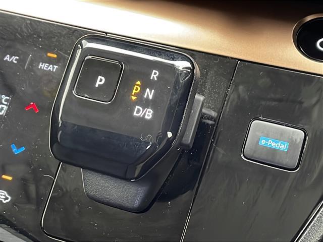 サクラ Ｇ　純正ナビ／レーダークルーズコントロール／衝突軽減ブレーキ／レーンキープ／電動パーキング／ヒートシーター／ステアリングヒーター／前方ドラレコ／アラウンドビュー／プロパイロット／室内カメラ／標識認識（16枚目）