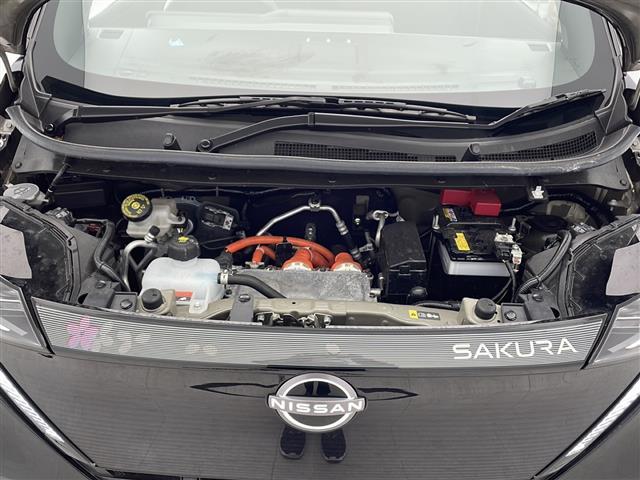 サクラ Ｇ　純正ナビ／レーダークルーズコントロール／衝突軽減ブレーキ／レーンキープ／電動パーキング／ヒートシーター／ステアリングヒーター／前方ドラレコ／アラウンドビュー／プロパイロット／室内カメラ／標識認識（40枚目）