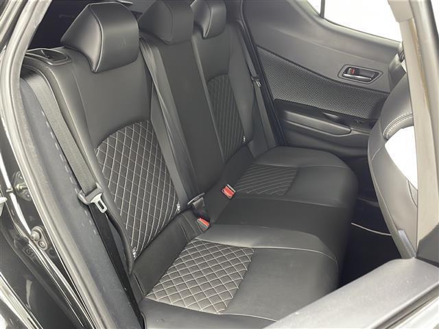 Ｃ－ＨＲ Ｇ　モード　ネロ　ＴＳＳ　純正９インチナビ（ＢＴ／ＴＶ／ＤＶＤ／ＣＤ）　ＥＴＣ　シートヒーター　革巻ハンドル　ステアリングスイッチ　オートライト　フォグ　電子パーキング　ブレーキホールド　ＴＲＤエアロ　バックカメラ（27枚目）