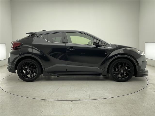 Ｃ－ＨＲ Ｇ　モード　ネロ　ＴＳＳ　純正９インチナビ（ＢＴ／ＴＶ／ＤＶＤ／ＣＤ）　ＥＴＣ　シートヒーター　革巻ハンドル　ステアリングスイッチ　オートライト　フォグ　電子パーキング　ブレーキホールド　ＴＲＤエアロ　バックカメラ（35枚目）