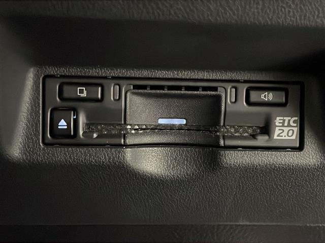 アルファードハイブリッド Z モデリスタエアロ 運転席シートメモリ 電動サンシェード 電動ルーフシェード 電動ハンドルチルト ステアリングヒーター パノラミックビューモニター Miracast ワイヤレス充電 HDMI(6枚目)