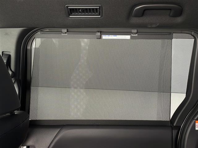 ヴォクシー Ｓ－Ｚ　快適利便パッケージｈｉｇｈ　電動リアゲート　２列目オットマン　１，２列目シートヒーター　純正１０．５インチディスプレイオーディオ　ＤＶＤ　ＣＤ　ＢＴ　フルセグＴＶ　ステアリングスイッチ　ＥＴＣ２．０（27枚目）