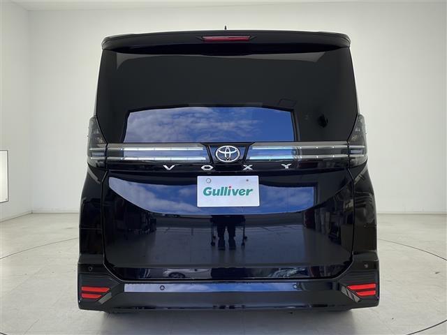 ヴォクシー Ｓ－Ｚ　快適利便パッケージｈｉｇｈ　電動リアゲート　２列目オットマン　１，２列目シートヒーター　純正１０．５インチディスプレイオーディオ　ＤＶＤ　ＣＤ　ＢＴ　フルセグＴＶ　ステアリングスイッチ　ＥＴＣ２．０（32枚目）