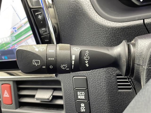 ヴォクシー ZS 煌II アルパインナビ BT TV アルパインフリップダウンモニター 衝突軽減ブレーキ 車線逸脱警報 オートハイビーム 両側パワスラ ビルトインETC LEDライト フォグランプ ロールサンシェード(9枚目)