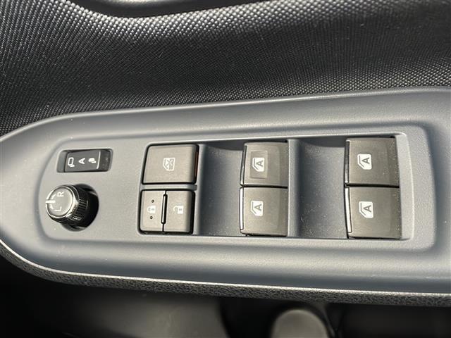 ヴォクシー ZS 煌II アルパインナビ BT TV アルパインフリップダウンモニター 衝突軽減ブレーキ 車線逸脱警報 オートハイビーム 両側パワスラ ビルトインETC LEDライト フォグランプ ロールサンシェード(21枚目)