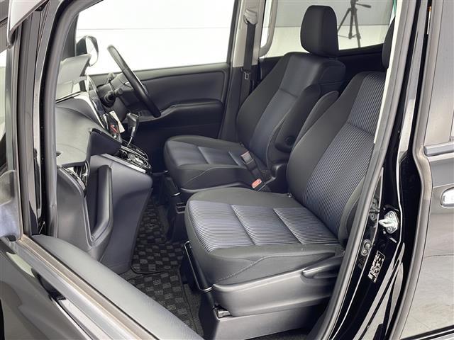 ヴォクシー ZS 煌II アルパインナビ BT TV アルパインフリップダウンモニター 衝突軽減ブレーキ 車線逸脱警報 オートハイビーム 両側パワスラ ビルトインETC LEDライト フォグランプ ロールサンシェード(24枚目)