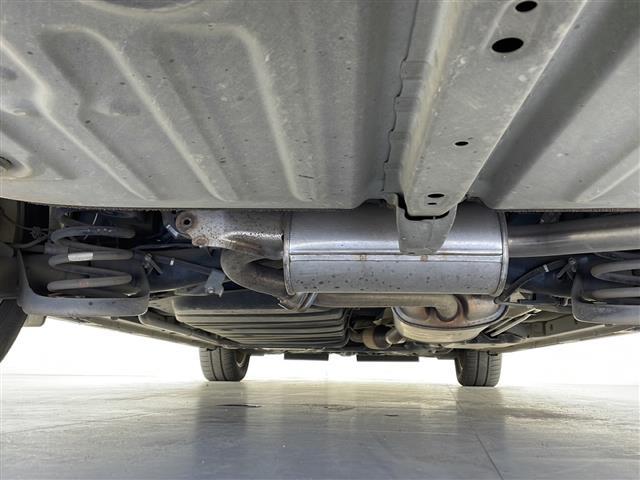 ヴォクシー ZS 煌II アルパインナビ BT TV アルパインフリップダウンモニター 衝突軽減ブレーキ 車線逸脱警報 オートハイビーム 両側パワスラ ビルトインETC LEDライト フォグランプ ロールサンシェード(41枚目)