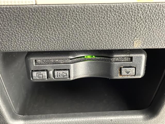 ムーヴキャンバス Gメイクアップリミテッド SAIII 衝突被害軽減システム レーンキープアシスト コーナーセンサー オートハイビーム LEDヘッドライト ドライブレコーダー ETC 全方位カメラ USB入力端子 純正フロアマット 両側パワースライドドア(4枚目)