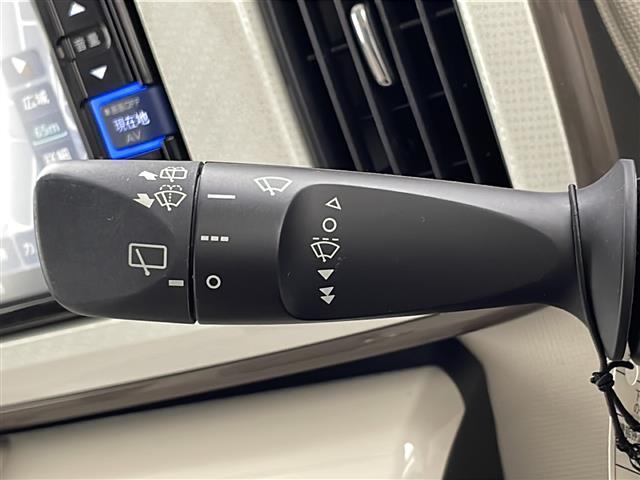 ムーヴキャンバス Gメイクアップリミテッド SAIII 衝突被害軽減システム レーンキープアシスト コーナーセンサー オートハイビーム LEDヘッドライト ドライブレコーダー ETC 全方位カメラ USB入力端子 純正フロアマット 両側パワースライドドア(10枚目)