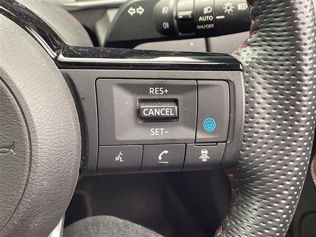 オーラ ニスモ　純正ナビ・ＢＴ／Ａｐｐｌｅｃａｒｐｌａｙ／ＡｎｄｏｒｏｉｄＡｕｔｏ　レーダークルコン　レーンキープアシスト　衝突被害軽減ブレーキ　クリアランスソナー　ブラインドスポットモニタリング（15枚目）