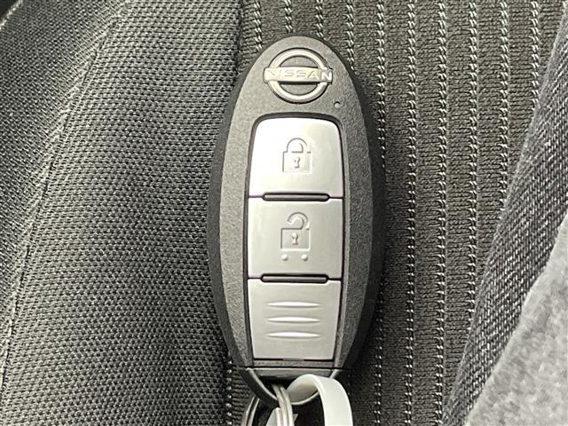 オーラ ニスモ　純正ナビ・ＢＴ／Ａｐｐｌｅｃａｒｐｌａｙ／ＡｎｄｏｒｏｉｄＡｕｔｏ　レーダークルコン　レーンキープアシスト　衝突被害軽減ブレーキ　クリアランスソナー　ブラインドスポットモニタリング（17枚目）