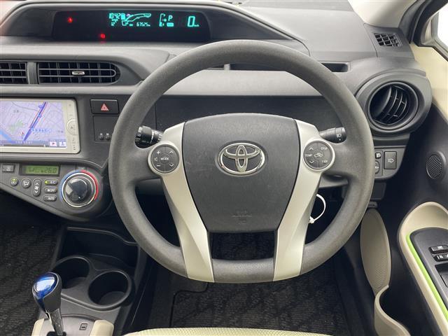 アクア S 純正ナビCD/BT ETC 電動格納ミラー LEDヘッドライト フォグランプ フロアマット バックカメラ ドアバイザー(7枚目)