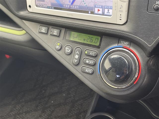 アクア S 純正ナビCD/BT ETC 電動格納ミラー LEDヘッドライト フォグランプ フロアマット バックカメラ ドアバイザー(14枚目)