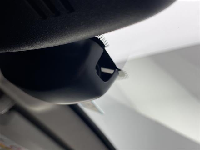 RAV4 G Zパッケージ モデリスタ トヨタセーフティセンス BSM 10.5型ディスプレイ フルセグTV サンルーフ 全周囲カメラ デジタルインナ- パワーバックドア 合皮シート シートヒーター エアーシート(6枚目)