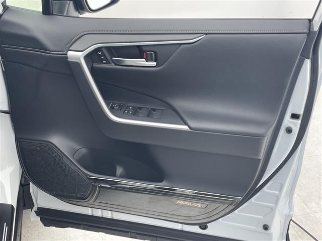RAV4 G Zパッケージ モデリスタ トヨタセーフティセンス BSM 10.5型ディスプレイ フルセグTV サンルーフ 全周囲カメラ デジタルインナ- パワーバックドア 合皮シート シートヒーター エアーシート(23枚目)