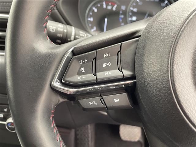 CX-5 XD エクスクルーシブモード 電子ブレーキ ブレーキホールド 革ステアリング ステアリングリモコン ステアリングヒーター 電格ウィンカーミラー パドルシフト 革ハーフシート シートヒーター オートワイパー パワーテールゲート(11枚目)