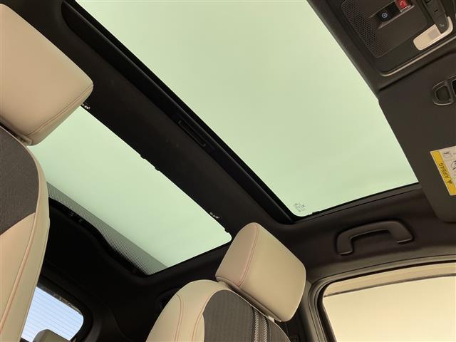 ヴェゼル e:HEV PLaY ホンダセンシング BSM ホンダコネクトナビ フルセグTV マルチビューカメラ ビルトインETC パノラマルーフ パワーバックドア 純正18インチAW ハーフレザー シートヒーター オートLED(3枚目)