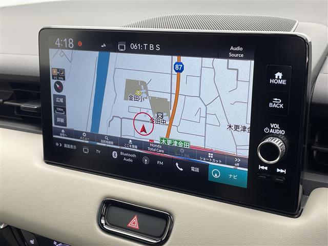 ヴェゼル e:HEV PLaY ホンダセンシング BSM ホンダコネクトナビ フルセグTV マルチビューカメラ ビルトインETC パノラマルーフ パワーバックドア 純正18インチAW ハーフレザー シートヒーター オートLED(7枚目)