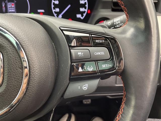 ヴェゼル e:HEV PLaY ホンダセンシング BSM ホンダコネクトナビ フルセグTV マルチビューカメラ ビルトインETC パノラマルーフ パワーバックドア 純正18インチAW ハーフレザー シートヒーター オートLED(14枚目)