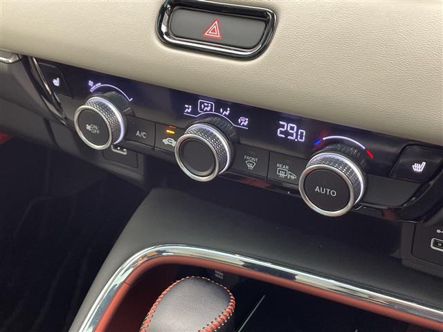 ヴェゼル e:HEV PLaY ホンダセンシング BSM ホンダコネクトナビ フルセグTV マルチビューカメラ ビルトインETC パノラマルーフ パワーバックドア 純正18インチAW ハーフレザー シートヒーター オートLED(18枚目)