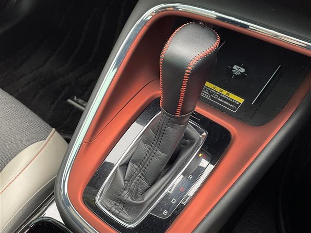 ヴェゼル e:HEV PLaY ホンダセンシング BSM ホンダコネクトナビ フルセグTV マルチビューカメラ ビルトインETC パノラマルーフ パワーバックドア 純正18インチAW ハーフレザー シートヒーター オートLED(19枚目)