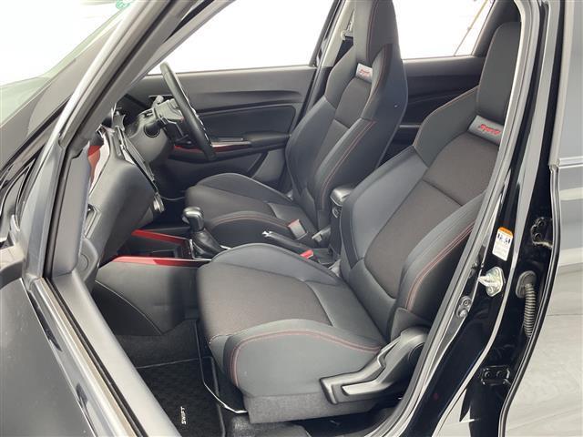 スイフトスポーツ ベースグレード 衝突軽減 ダブルサイドエアバック カーテンエアバック 横滑り防止 レーンキープアシスト コーナーセンサー 直噴ターボ ディラーTVナビ BT/CD/DVD/USB/SD 純正フロアマット オートライト(26枚目)