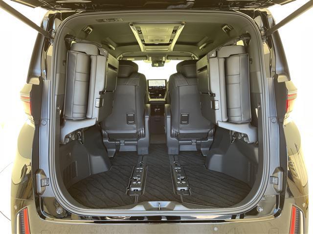 ヴェルファイアハイブリッド Ｚ　プレミア　デジタルインナーミラー／全方位カメラ／純正ディスプレイオーディオ／ワイヤレス充電／レザーシート／後席モニター／全席シートヒーター／前後コーナーセンサー／ガラスルーフ／ステアリングヒーター／パドルシフト（29枚目）