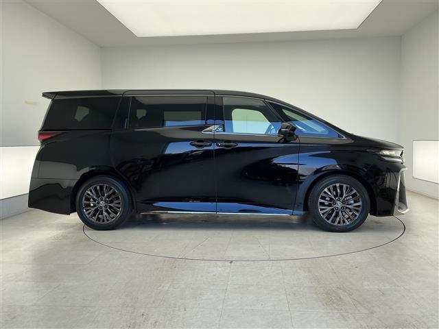 ヴェルファイアハイブリッド Ｚ　プレミア　デジタルインナーミラー／全方位カメラ／純正ディスプレイオーディオ／ワイヤレス充電／レザーシート／後席モニター／全席シートヒーター／前後コーナーセンサー／ガラスルーフ／ステアリングヒーター／パドルシフト（35枚目）